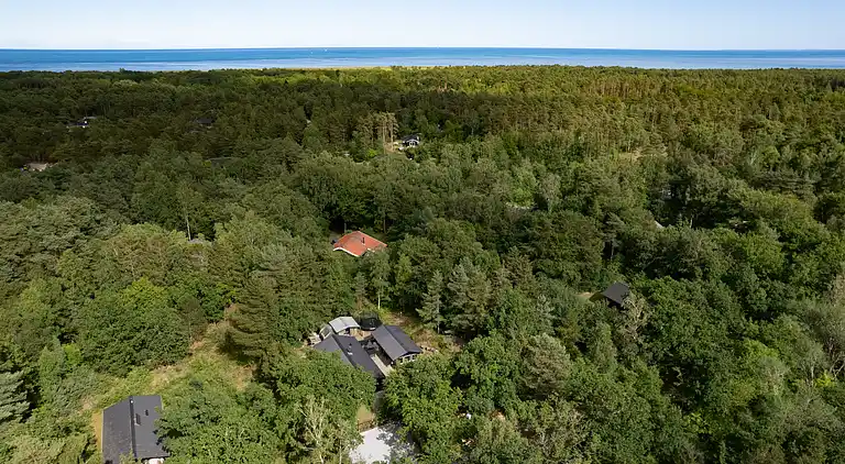 Hyggeligt sommerhus, der ligger utrolig naturskøn