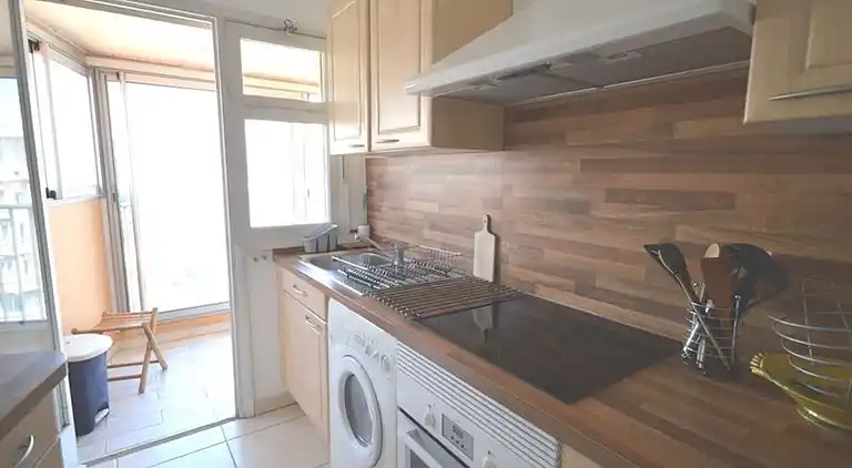 Cannes center - very practical - all comfort