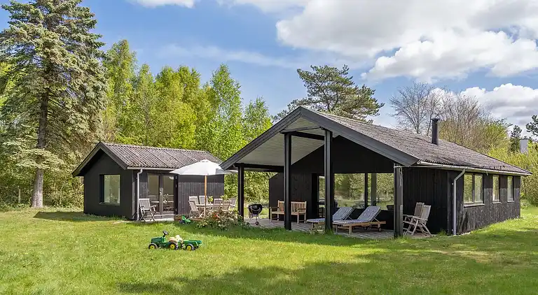 Sommerhus i idylliske kystområde