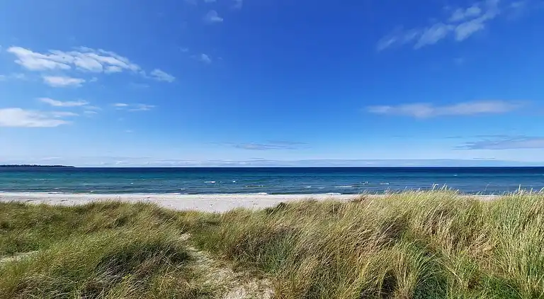 Sommerhus i idylliske kystområde