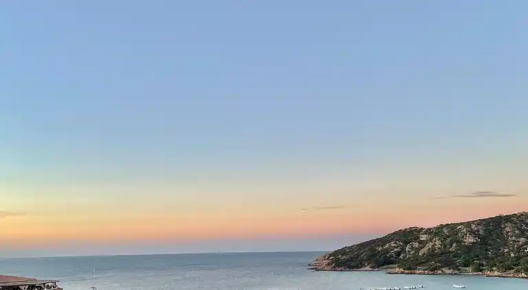 Strandwohnung Baja Sardinia - Vermietet vom 25. Juli 2026