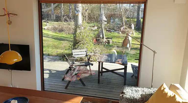 Lækkert sommerhus med shelter og natur