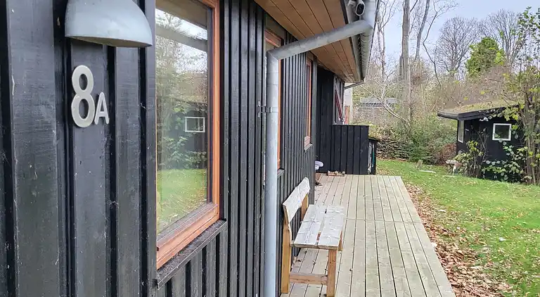 Lækkert sommerhus med shelter og natur