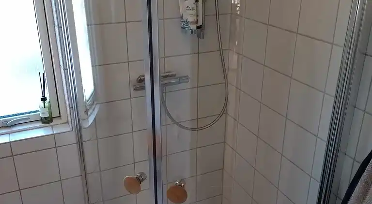 Hyggeligt sommerhus med fantastisk udsigt!