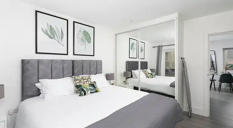 Skyvillion -vineyard Court- Enfield 1-bed Wgarden