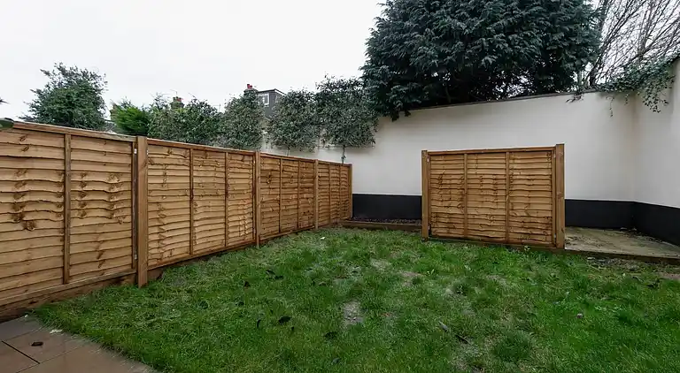 Skyvillion -vineyard Court- Enfield 1-bed Wgarden