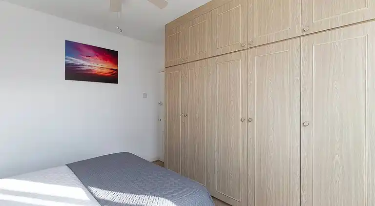 Skyvillion - Enfield 4bed House W garden & Parking