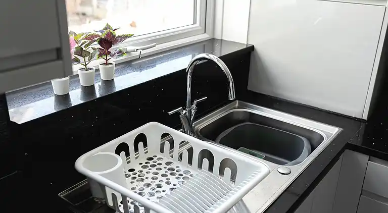 Skyvillion - Enfield 4bed House W garden & Parking