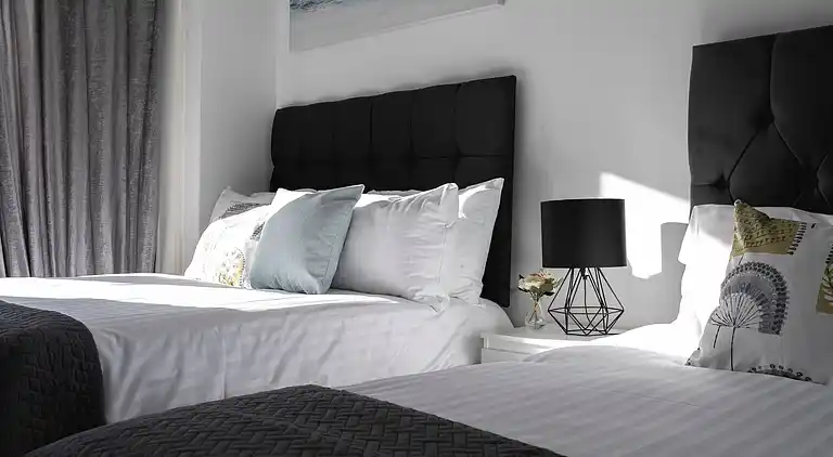 Skyvillion - Enfield 4bed House W garden & Parking