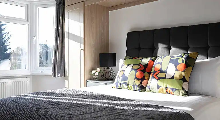 Skyvillion - Enfield 4bed House W garden & Parking