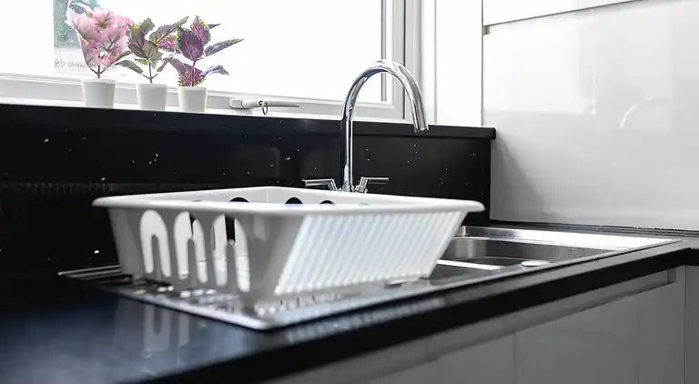 Skyvillion - Enfield 4bed House W garden & Parking