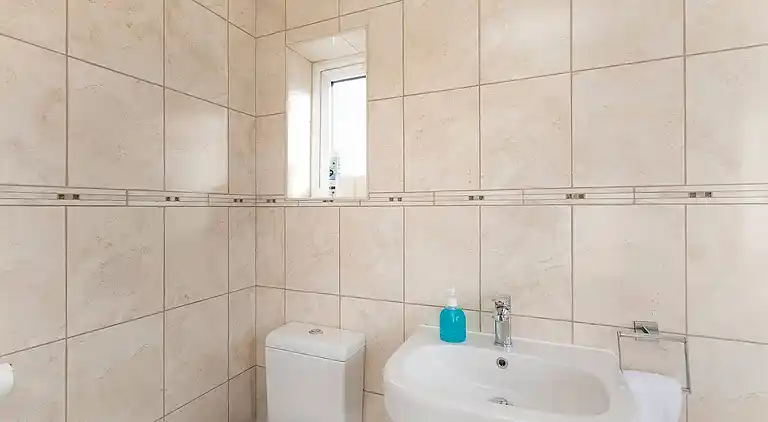 Skyvillion - Enfield 4bed House W garden & Parking