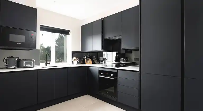 Skyvillion -4bed Cozy Cockfosters Apt Mins To Tube