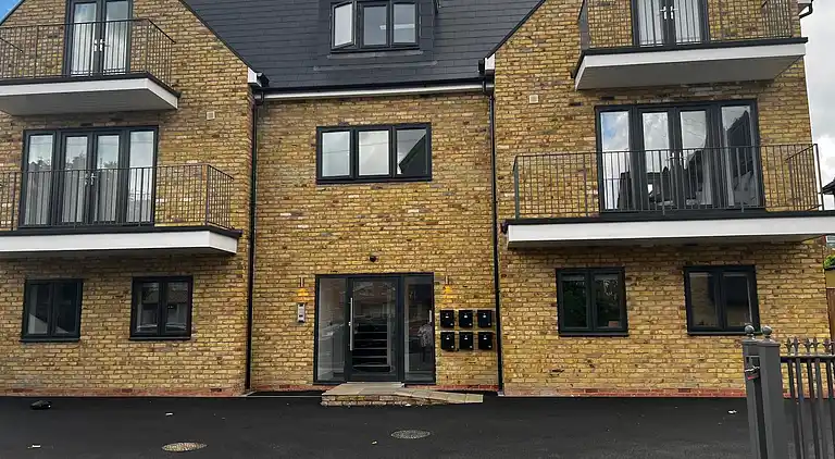 Skyvillion -vineyard Court Enfield 1bed Wbalcony
