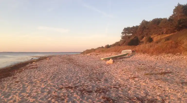 Sommerhus ved Veddinge i hyggelig 70’er stil