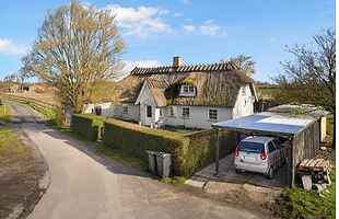 Farmhouse Cozy house in the countryside