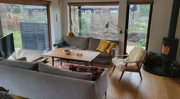 Lækkert sommerhus med shelter og natur