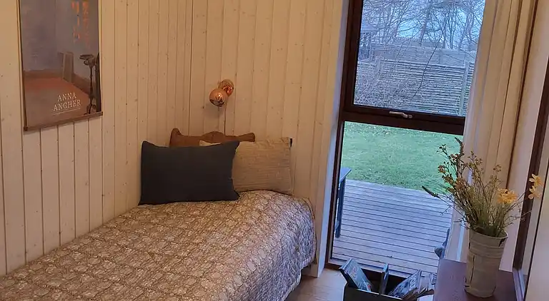 Lækkert sommerhus med shelter og natur