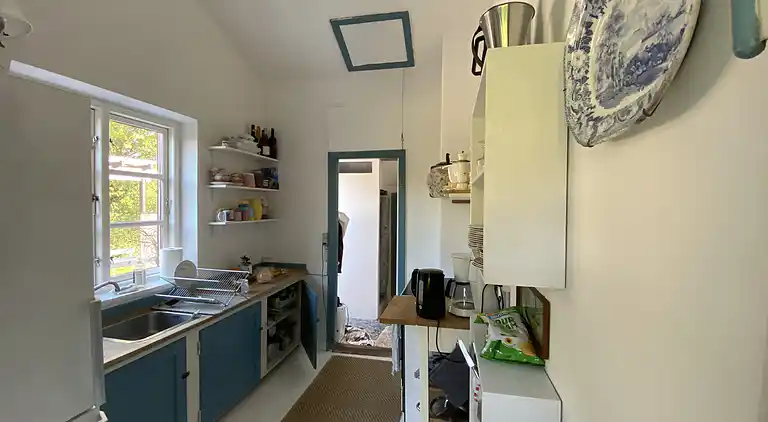 Charmerende stråtægt sommerhus fra 1947 