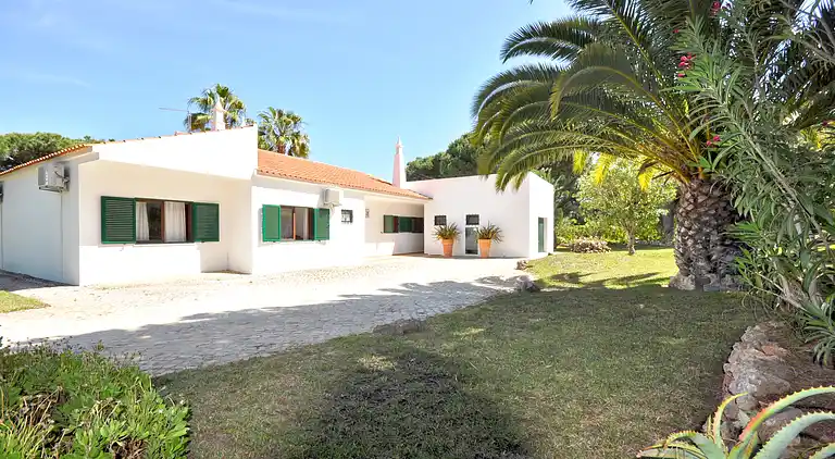 In der Nähe von Stränden und allen Annehmlichkeiten,