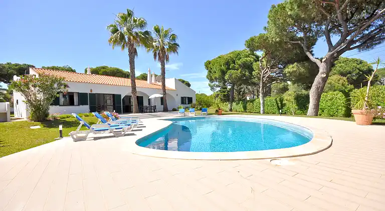 In der Nähe von Stränden und allen Annehmlichkeiten,