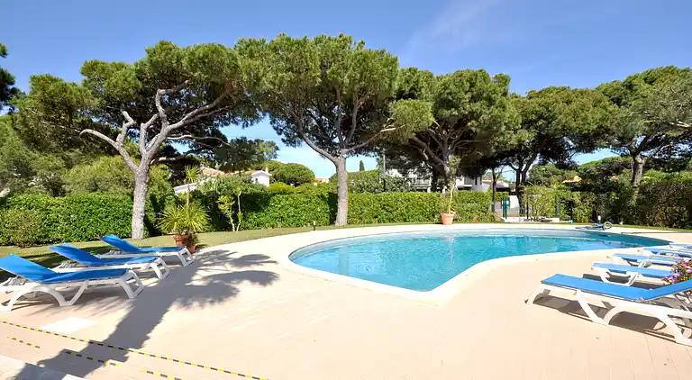 In der Nähe von Stränden und allen Annehmlichkeiten,