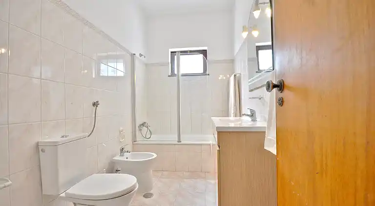 In der Nähe von Stränden und allen Annehmlichkeiten,