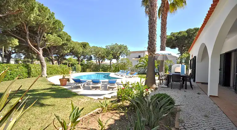 In der Nähe von Stränden und allen Annehmlichkeiten,