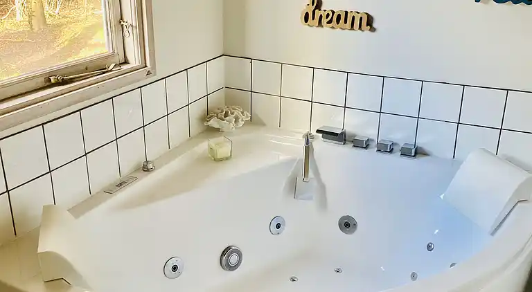 Sommerhus med spa og tæt på Sommerland Sjælland