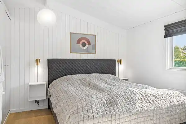 A cozy summer house with spa near town and beach