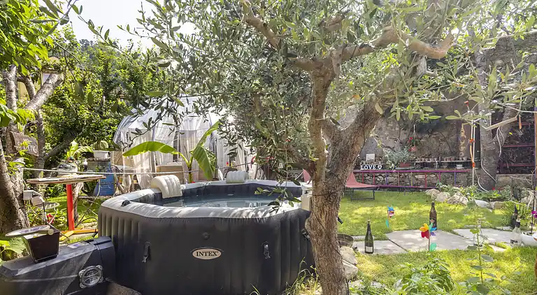 Sky Room Carrara Hydromassage mit Parkplatz