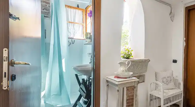 Sky Room Carrara Hydromassage mit Parkplatz