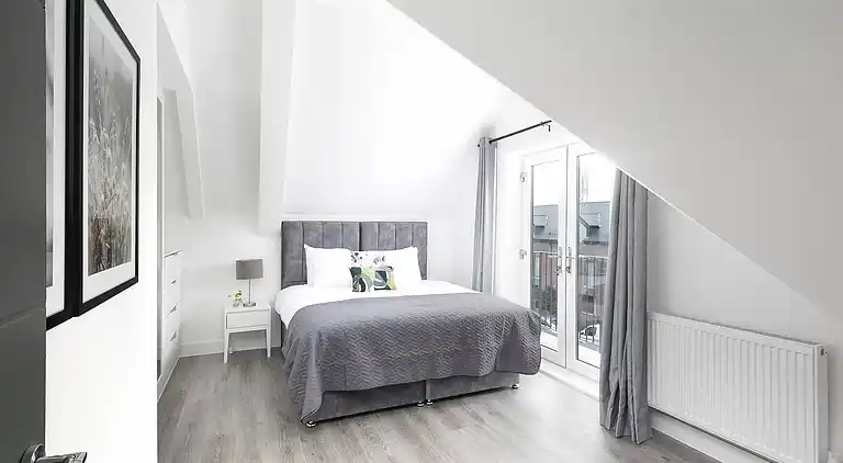 Skyvillion -vineyard Court- Enfield 1bed with balcony