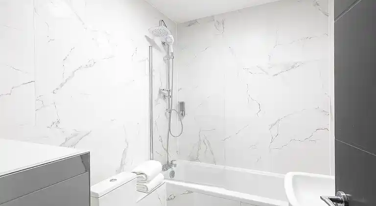 Skyvillion -vineyard Court- Enfield 1bed with balcony