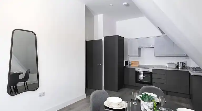 Skyvillion -vineyard Court- Enfield 1bed with balcony