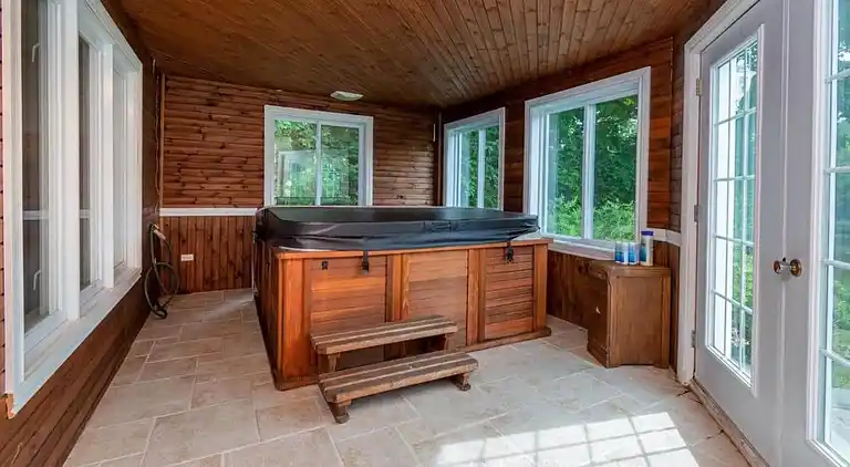 La Dolce Vita - Home Away From Home