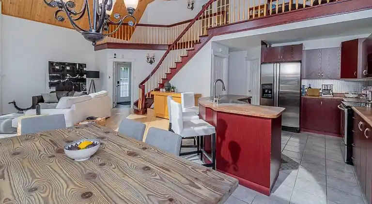 La Dolce Vita - Home Away From Home