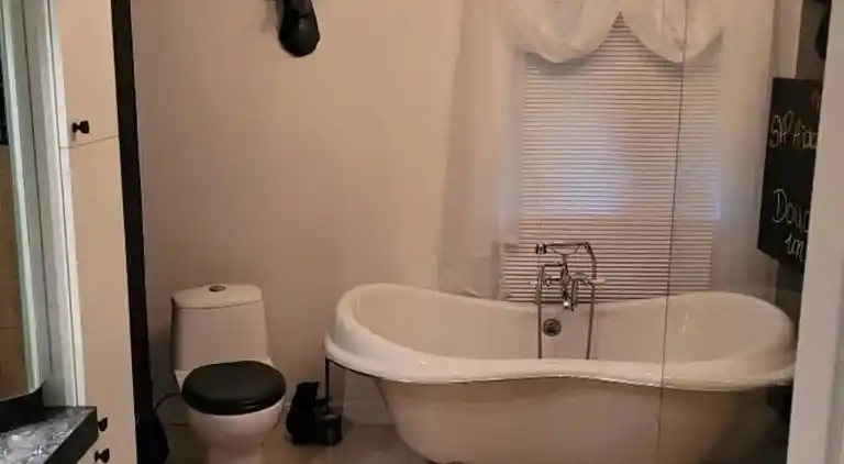 La Dolce Vita - Home Away From Home