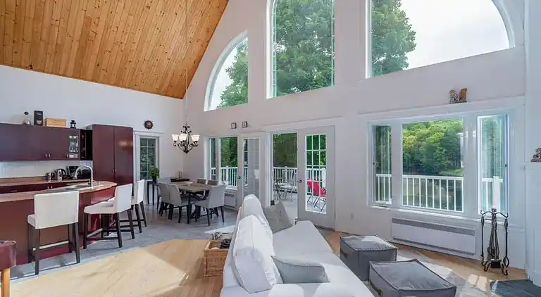 La Dolce Vita - Home Away From Home