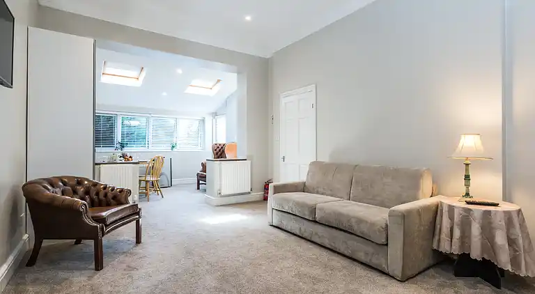 Stylish apartment 12 minutes by tube from Oxford Street free