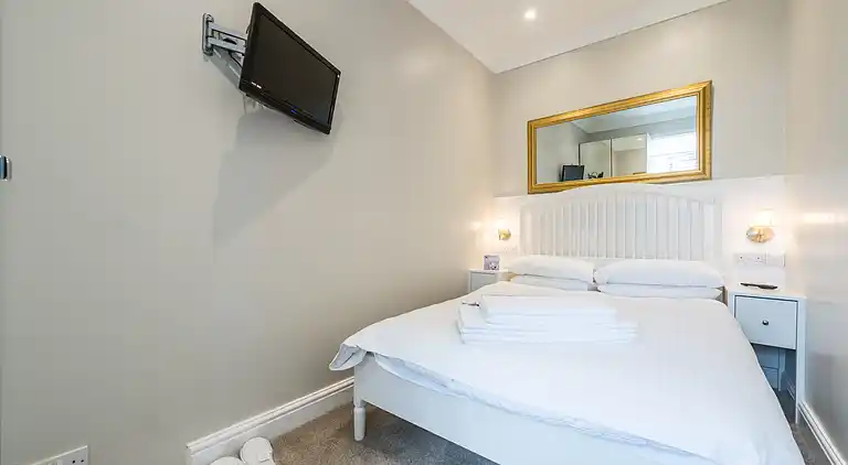 Stylish apartment 12 minutes by tube from Oxford Street free