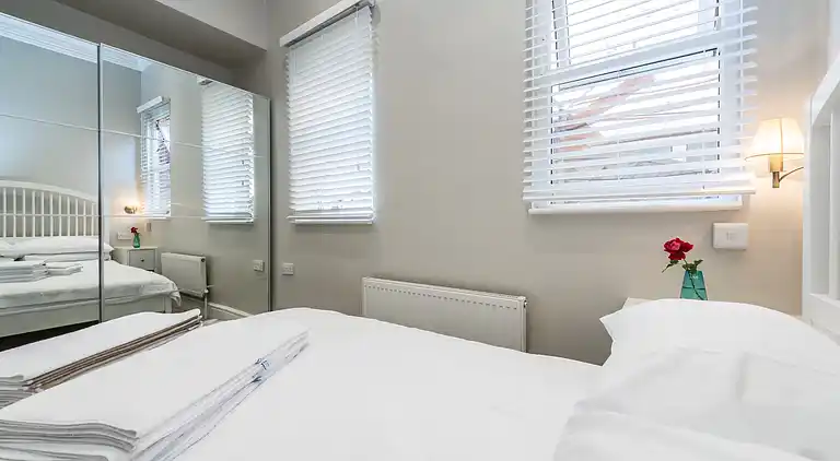 Stylish apartment 12 minutes by tube from Oxford Street free
