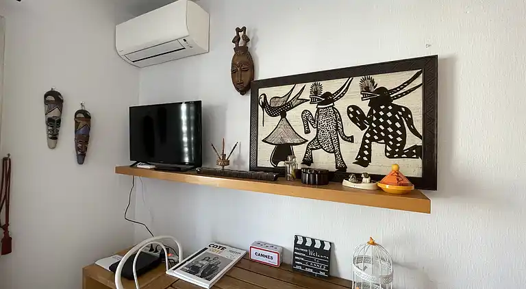 Cannes center - very practical - all comfort