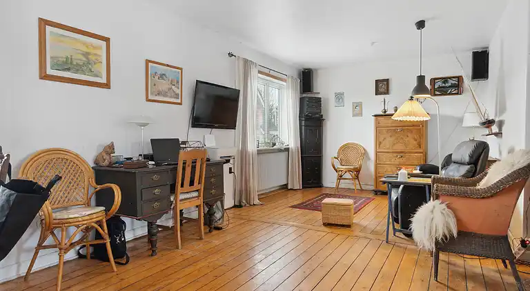 Hyggeligt og ældre sommerhus i Asaa