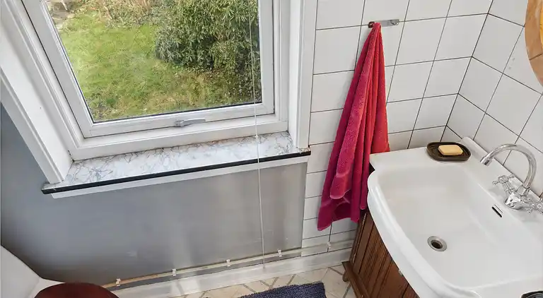 Hyggeligt og ældre sommerhus i Asaa