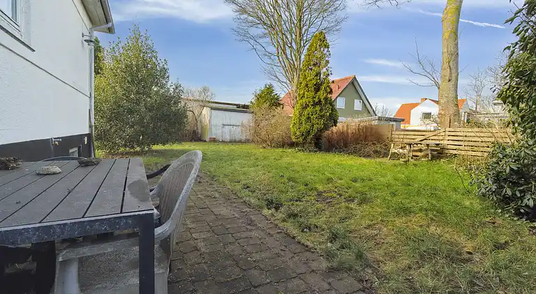 Hyggeligt og ældre sommerhus i Asaa