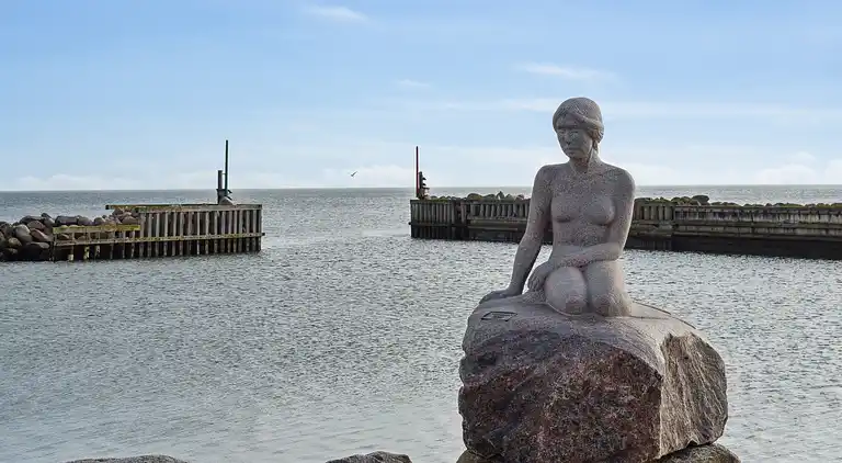 Hyggeligt og ældre sommerhus i Asaa