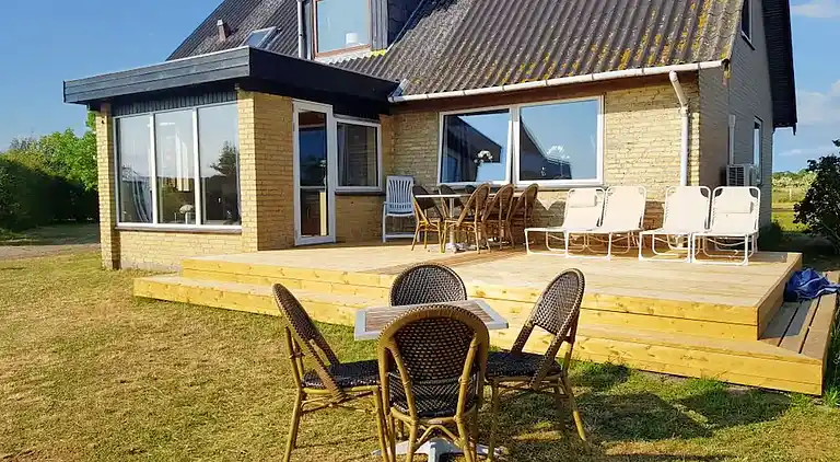 Sommerhus gemt i kystområde