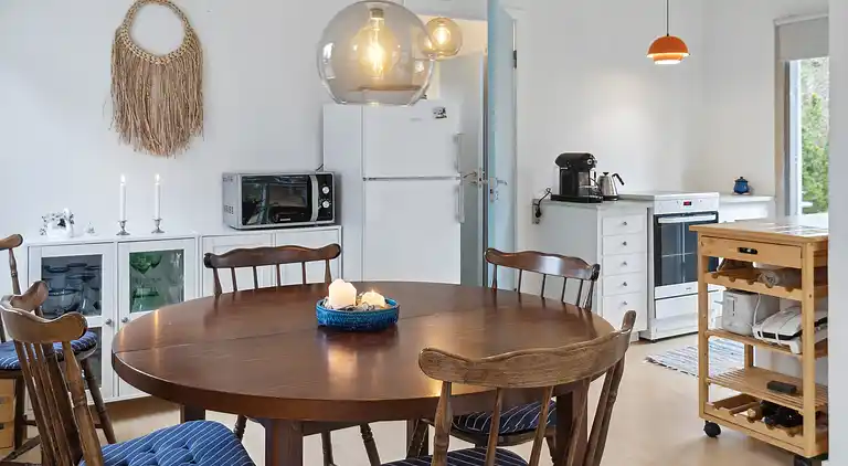 Hyggeligt sommerhus nær skønne hvide sandstrande 