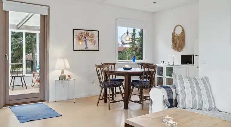 Hyggeligt sommerhus nær skønne hvide sandstrande 